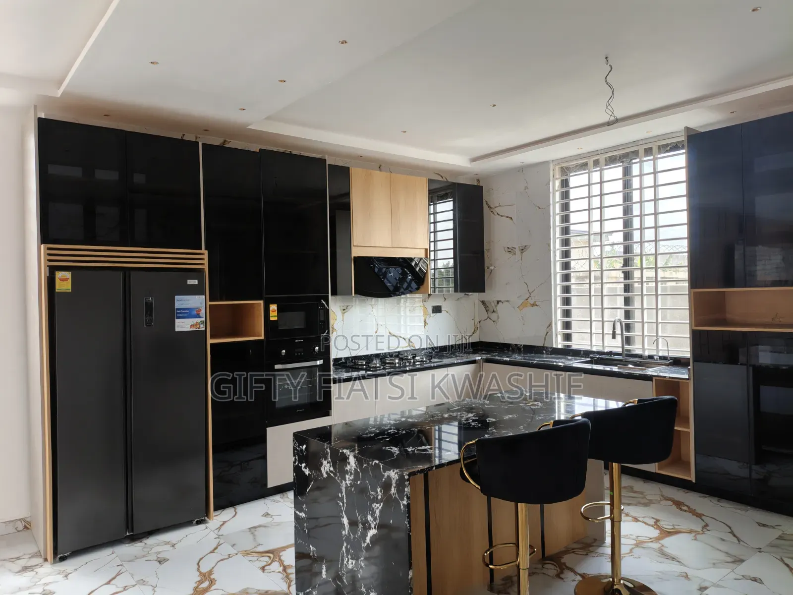 5bdrm House in Daban Newsite, Kumasi Metropolitan for sale