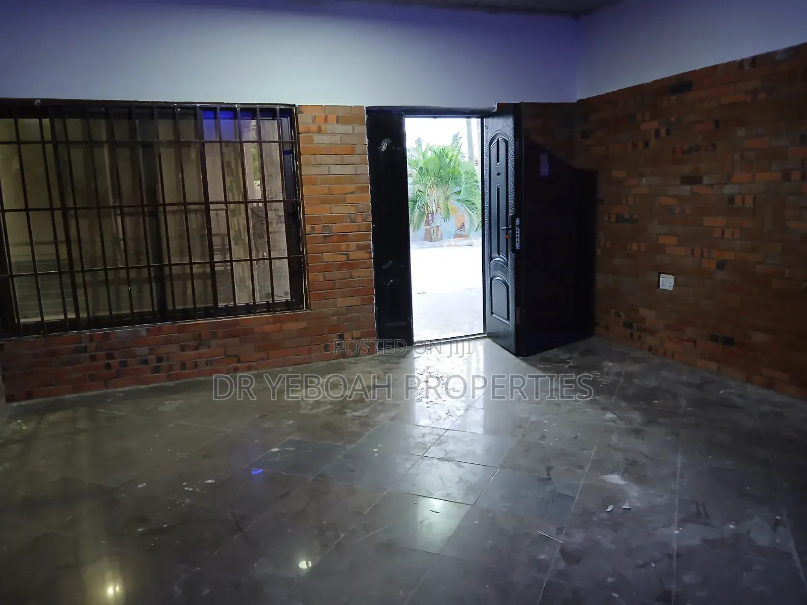 2bdrm Apartment in Spintex Road, Coca Cola for rent
