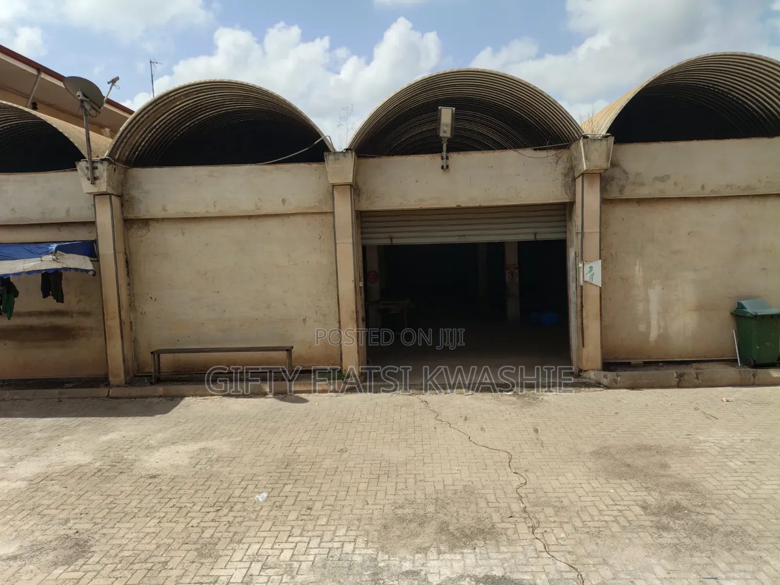 Warehouse for Rent at Atonsu