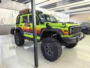 Tank 300 2022 Green