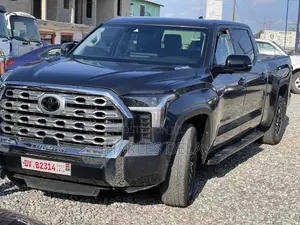 Toyota Tundra Hybrid 2024 Black