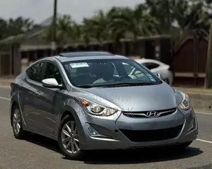 Hyundai Elantra 2015 Silver