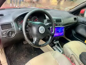 Volkswagen Jetta 2.0 Comfortline 2008 Red
