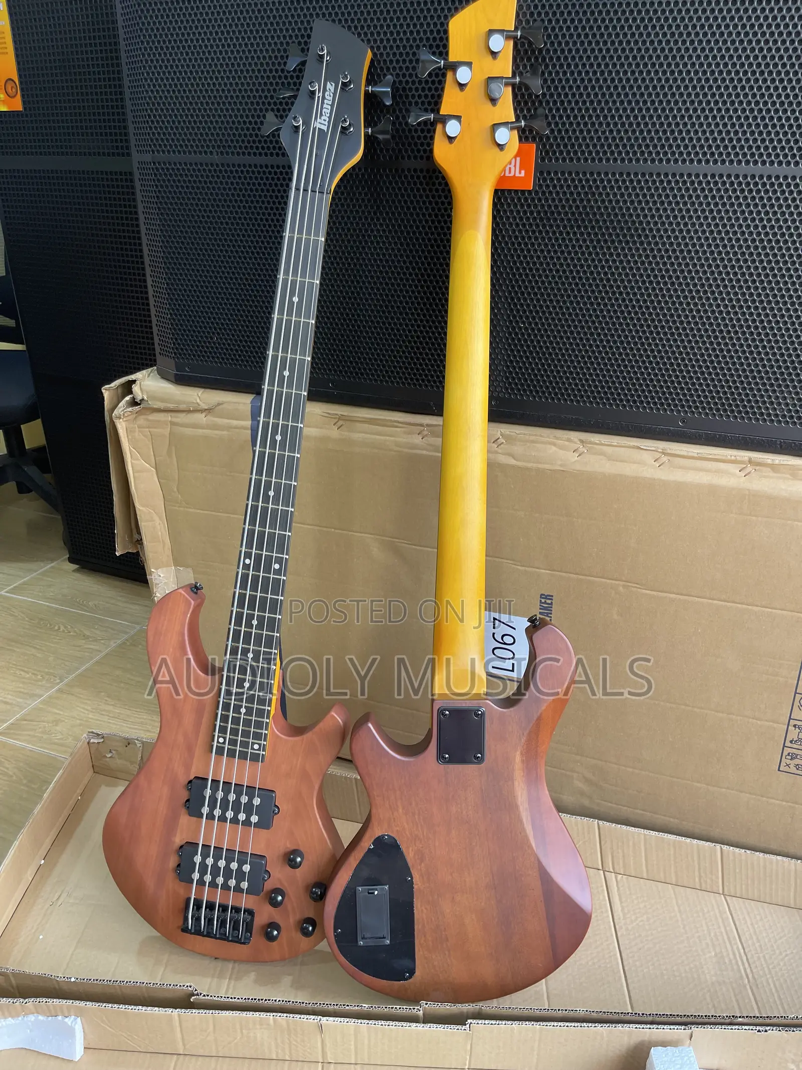 24 Frets IBANEZ Active Bass Guitar