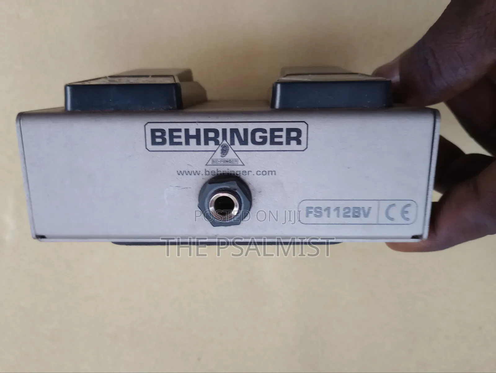 Behringer Bass Virtual Amplification Effect v-Amp