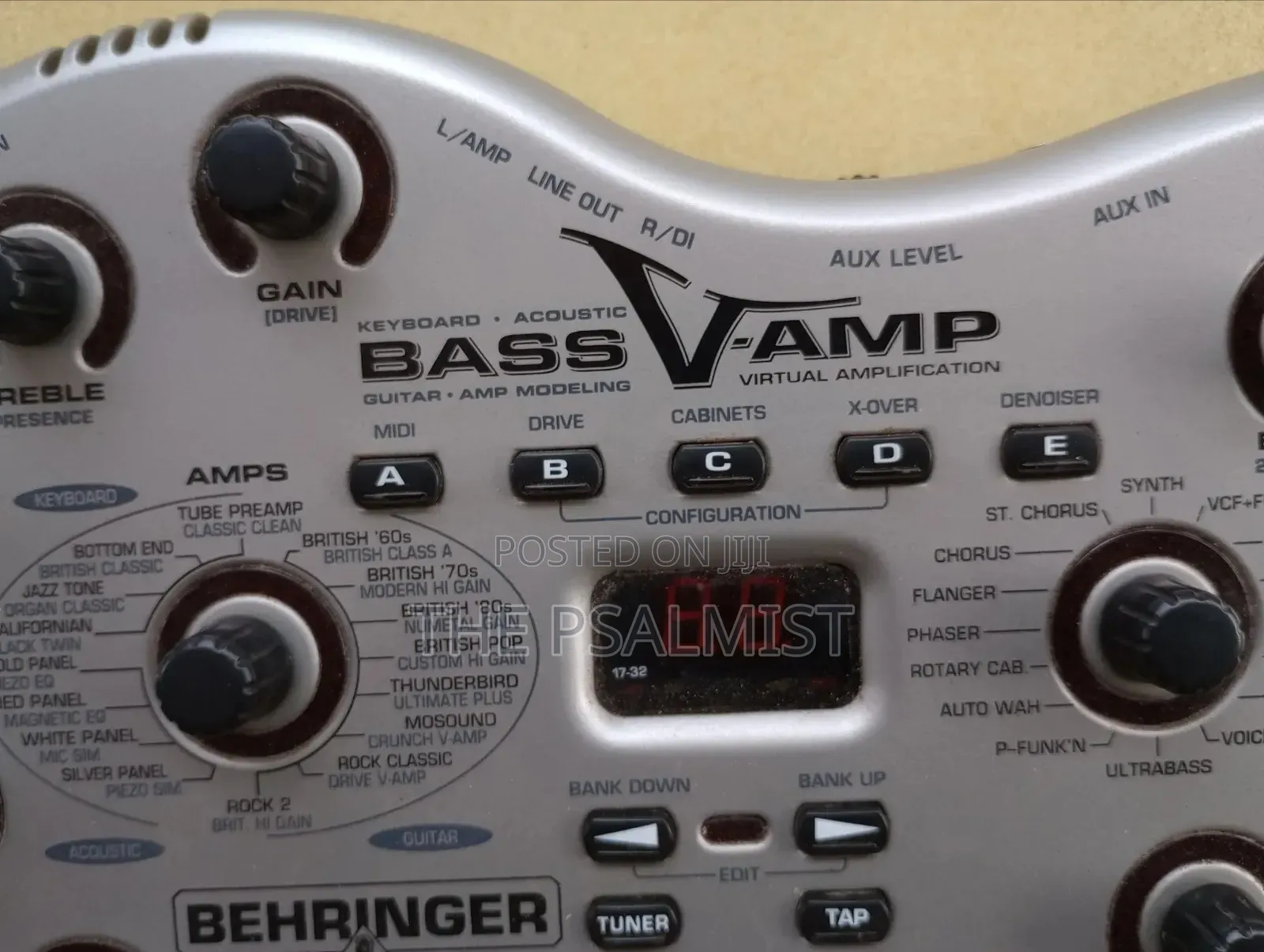 Behringer Bass Virtual Amplification Effect v-Amp