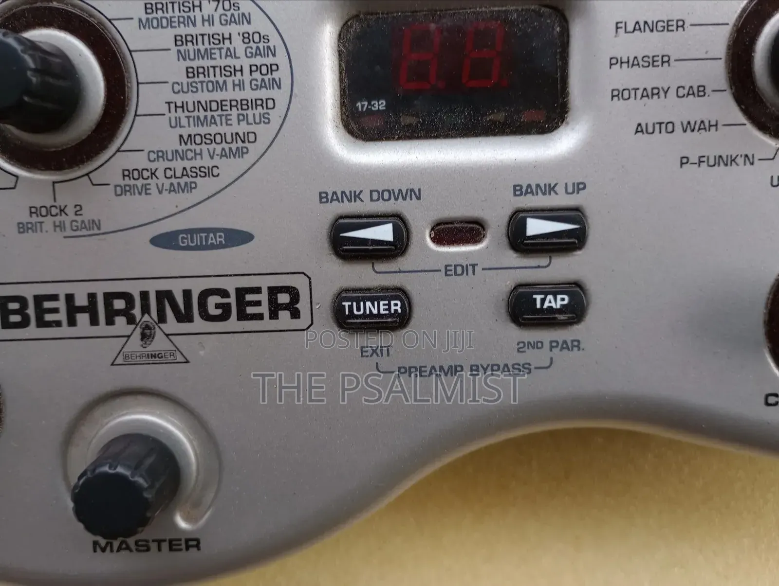 Behringer Bass Virtual Amplification Effect v-Amp