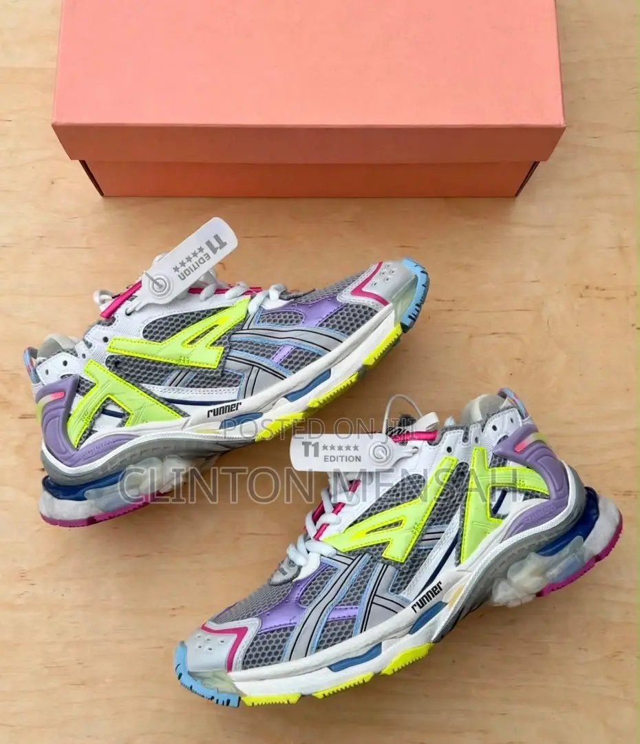 Balenciaga Runner