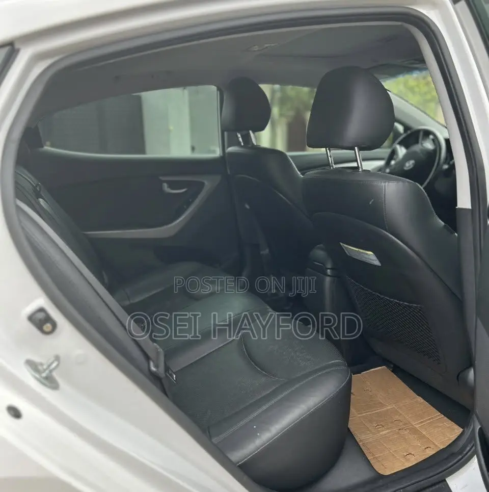 Hyundai Elantra 2014 White