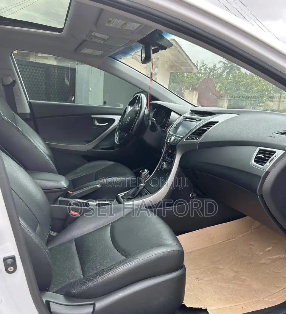 Hyundai Elantra 2014 White