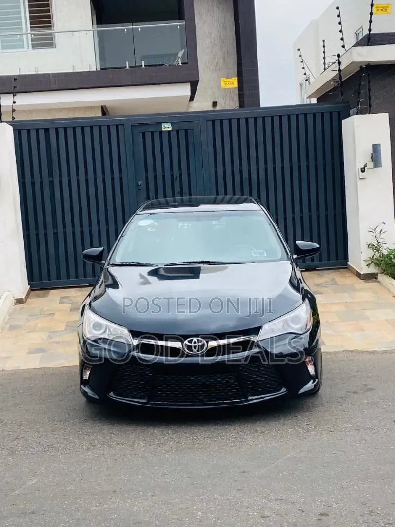 Toyota Camry SE 4dr Sedan (2.5L 4cyl 6A) 2017 Black