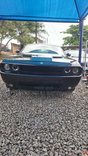 Dodge Challenger SXT AWD 2020 Black