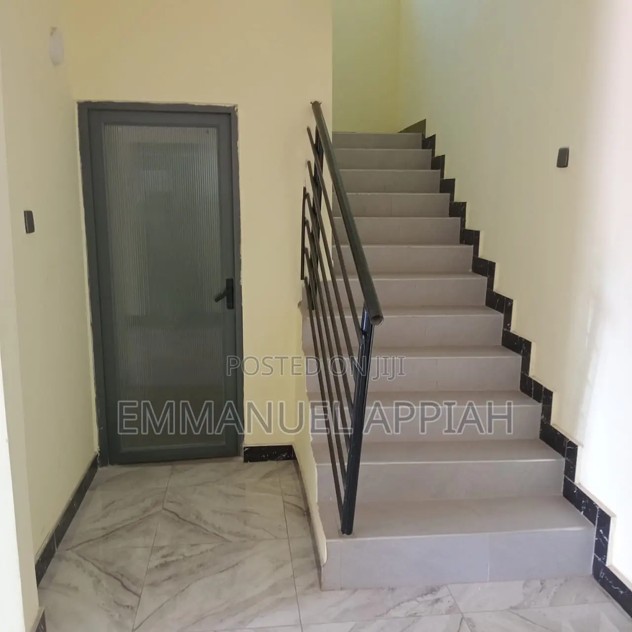 4bdrm House in Dawhenya Junction, Accra Metropolitan for sale