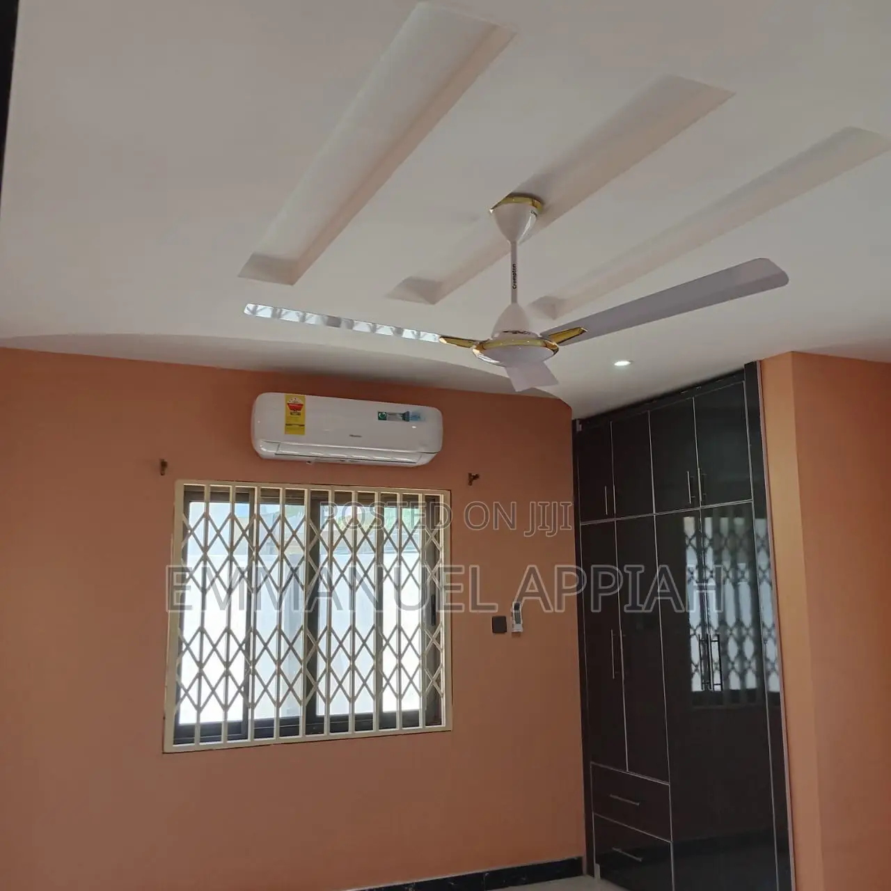 4bdrm House in Dawhenya Junction, Accra Metropolitan for sale