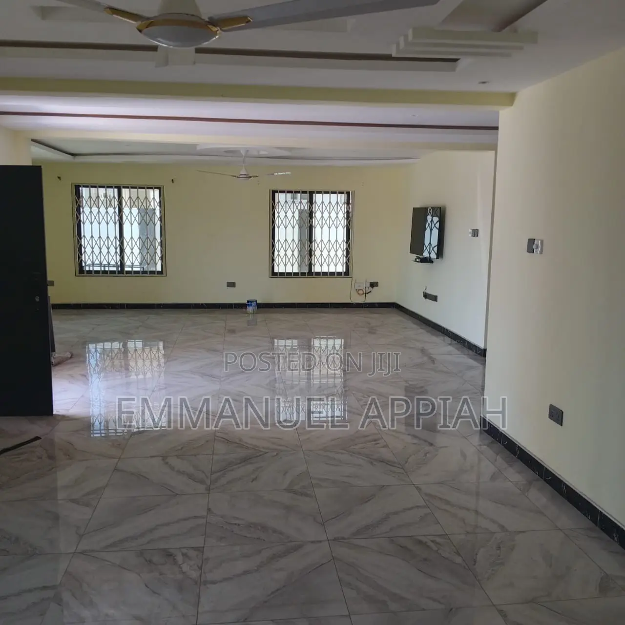4bdrm House in Dawhenya Junction, Accra Metropolitan for sale
