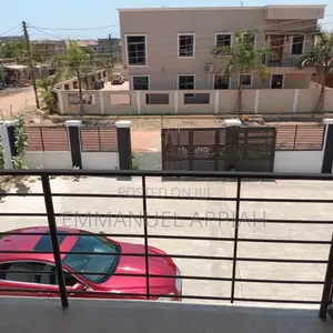 4bdrm House in Dawhenya Junction, Accra Metropolitan for sale