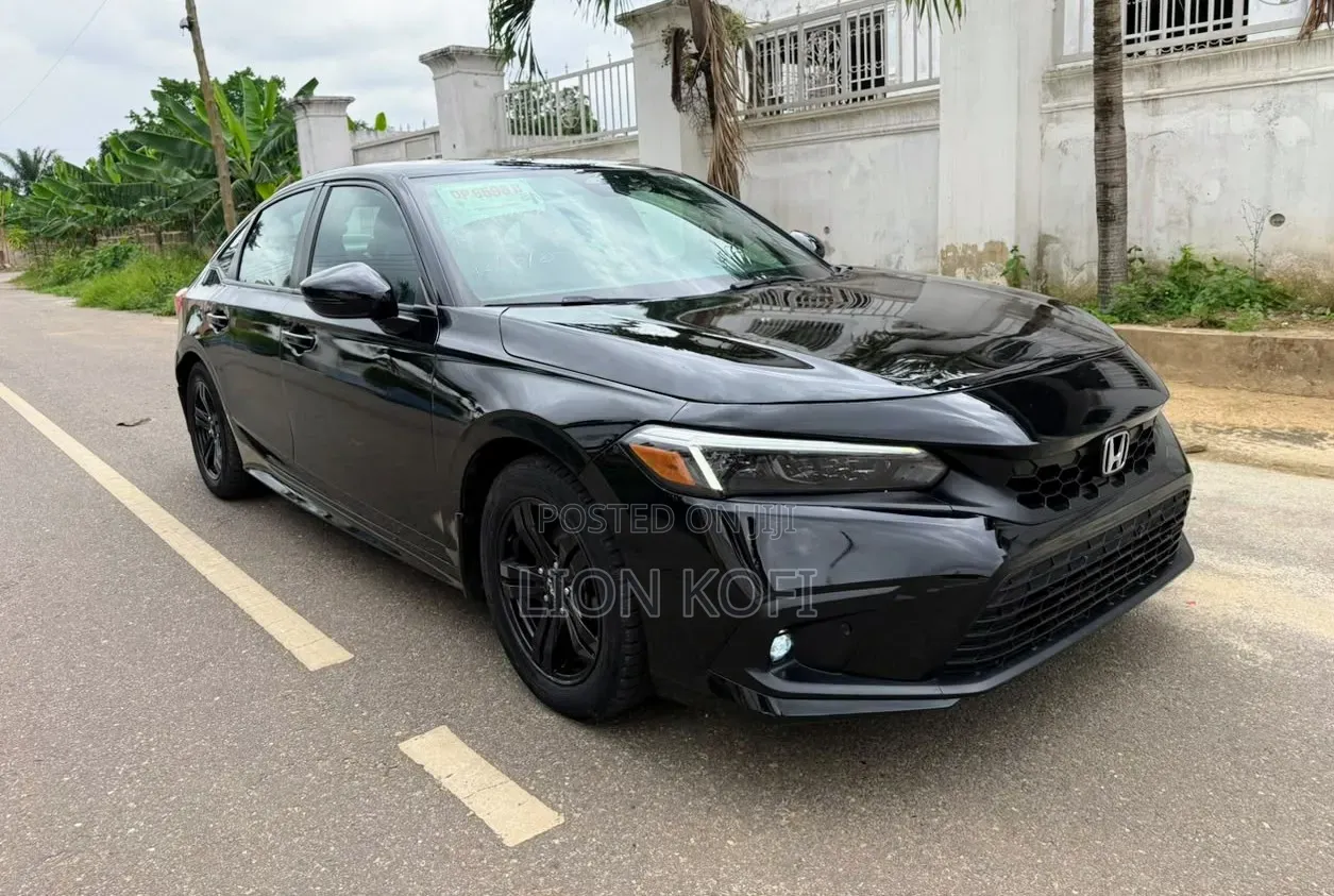 Honda Civic Sport 2022 White