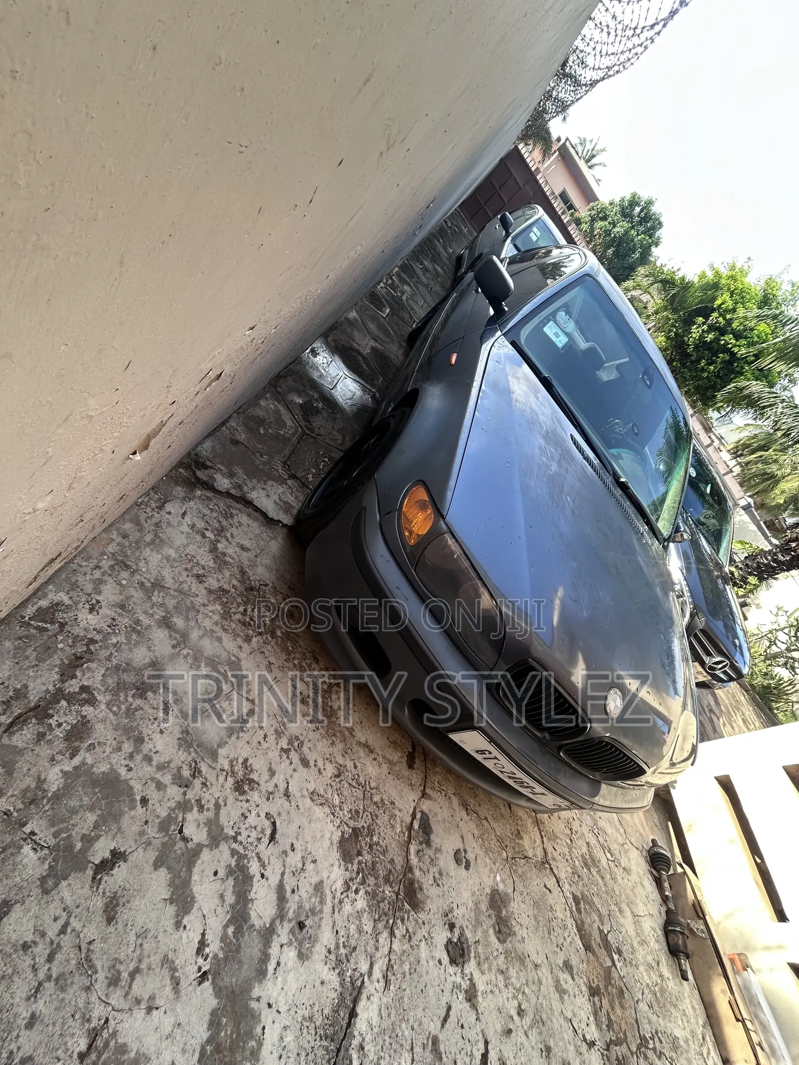 BMW 328i 2000 Gray