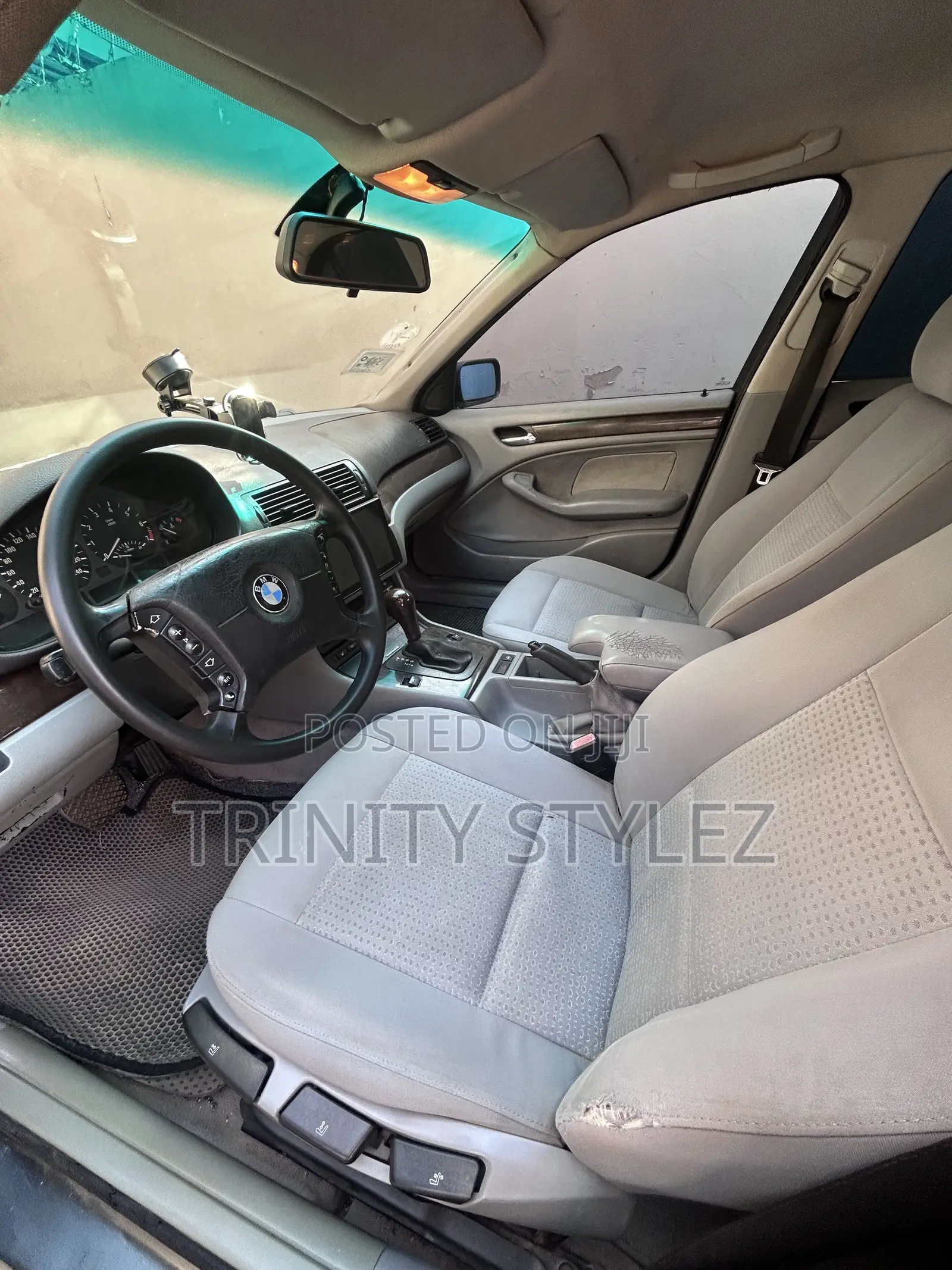 BMW 328i 2000 Gray