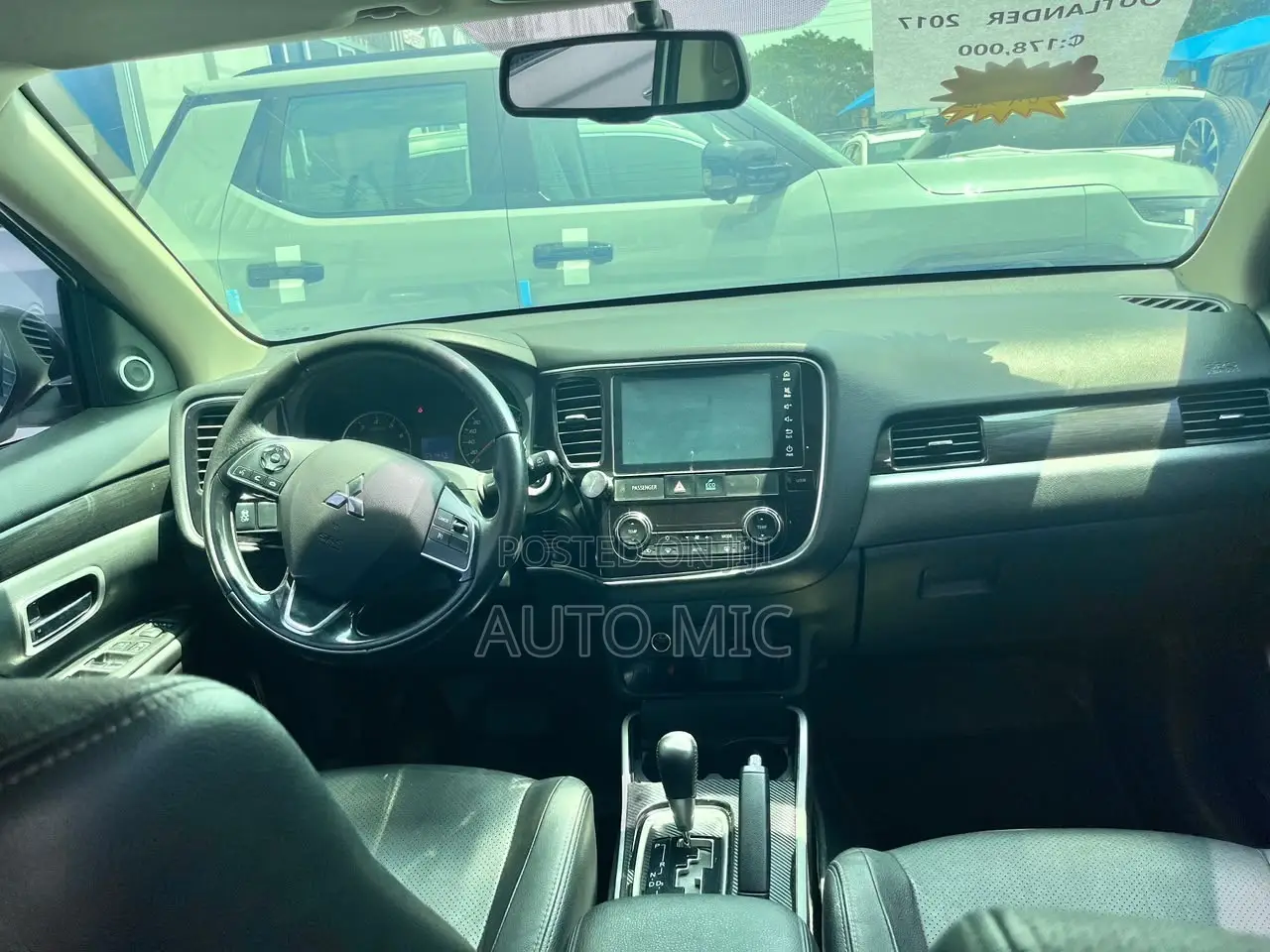 Mitsubishi Outlander LE AWC 2018 White