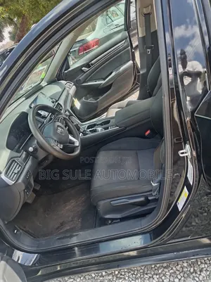 Honda Accord EX-L (1.5L 4cyl Turbo CVT) 2019 Black