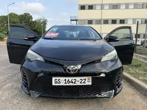 Toyota Corolla SE (1.8L 4cyl 2A) 2019 Black