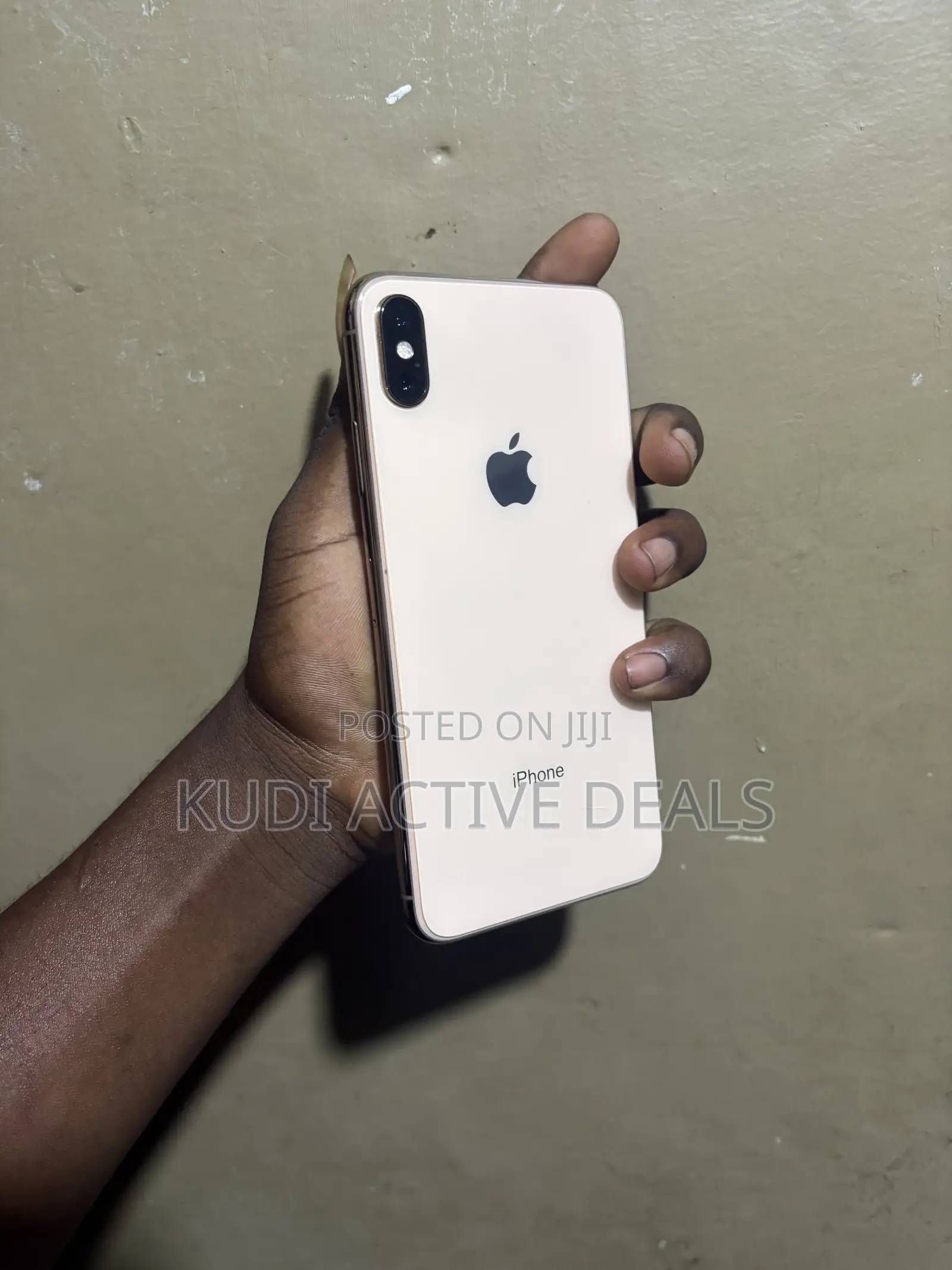 Apple iPhone XS Max 64 GB Gold