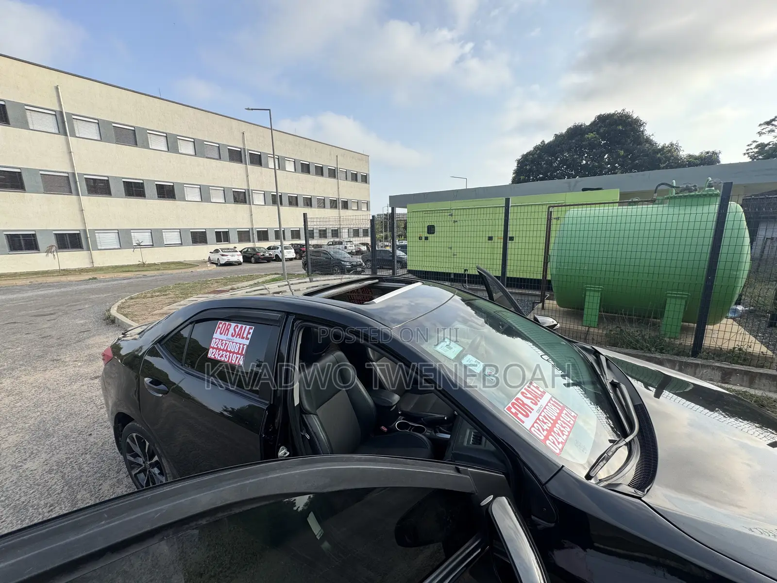 Toyota Corolla SE (1.8L 4cyl 2A) 2019 Black