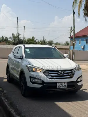 Hyundai Santa Fe 2014 White