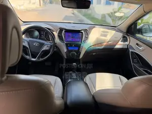 Hyundai Santa Fe 2014 White