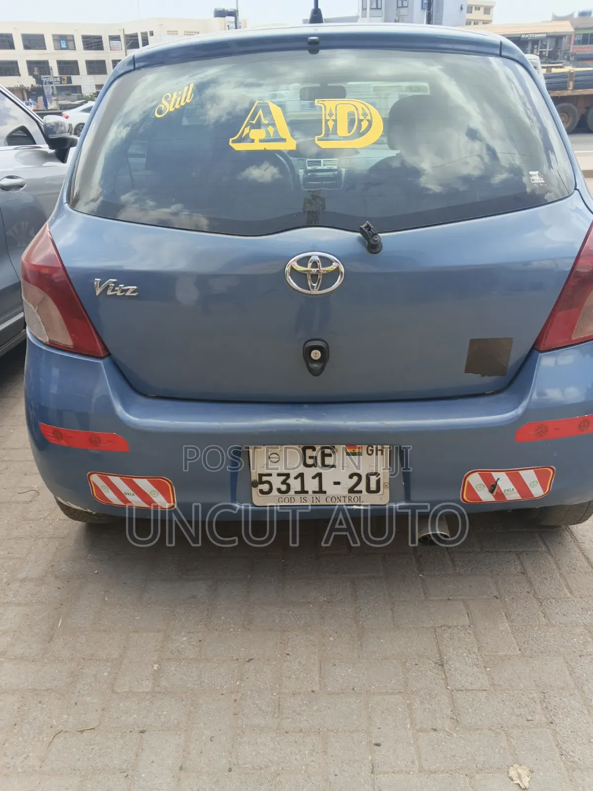 Toyota Vitz 2010 Blue