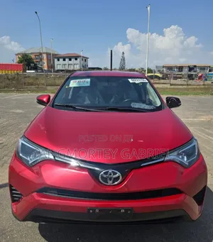 Toyota RAV4 2017 Red