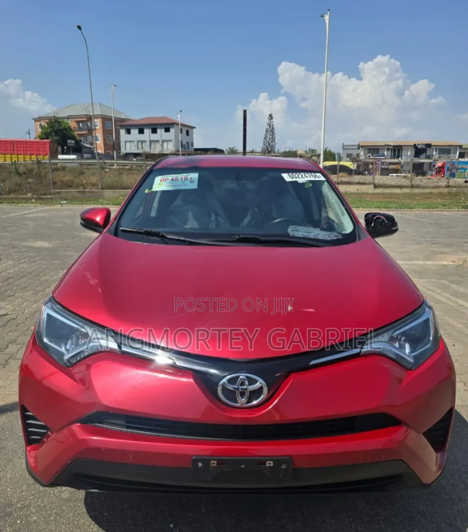 Toyota RAV4 2017 Red
