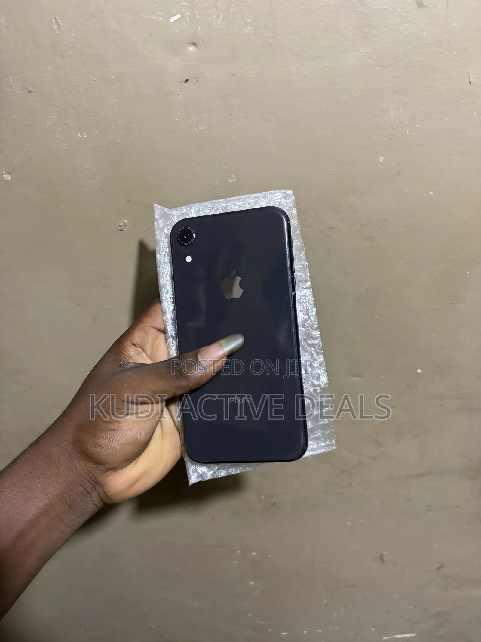 Apple iPhone XR 64 GB Black