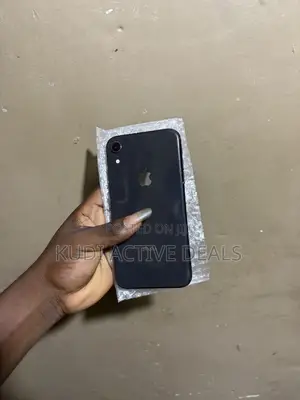 Apple iPhone XR 64 GB Black