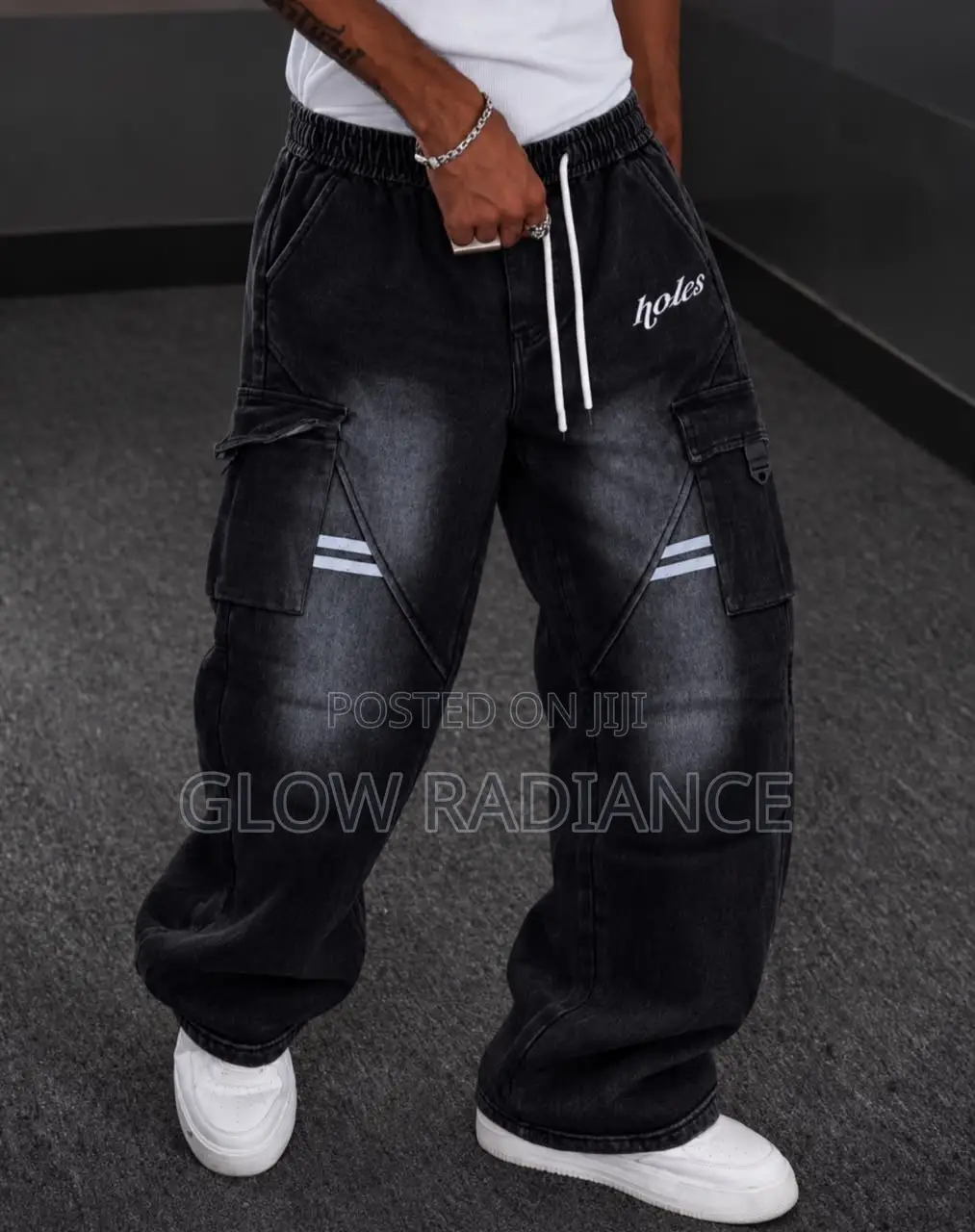 Black Washed Baggy Cargo Jeans – Streetwear Edition