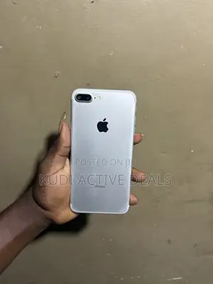 Apple iPhone 7 Plus 128 GB Silver