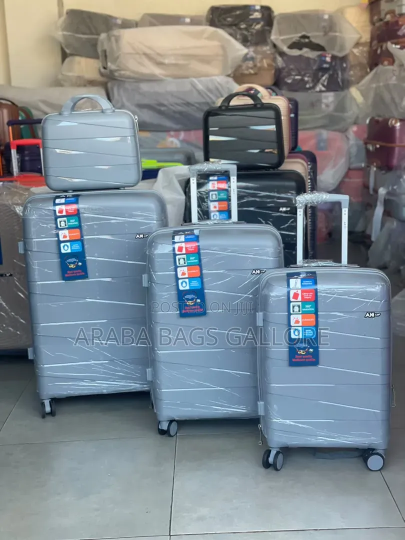 4 Sets Anti Crack Unbreakable Traveling/Marriage Suitcases.