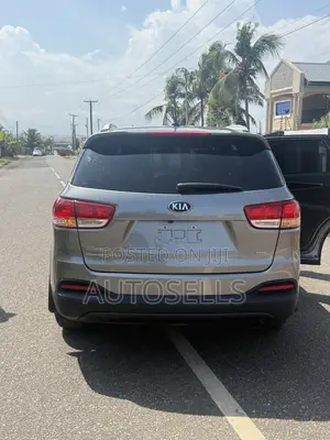 Kia Sorento 2.4L LX AWD 2017 Gray