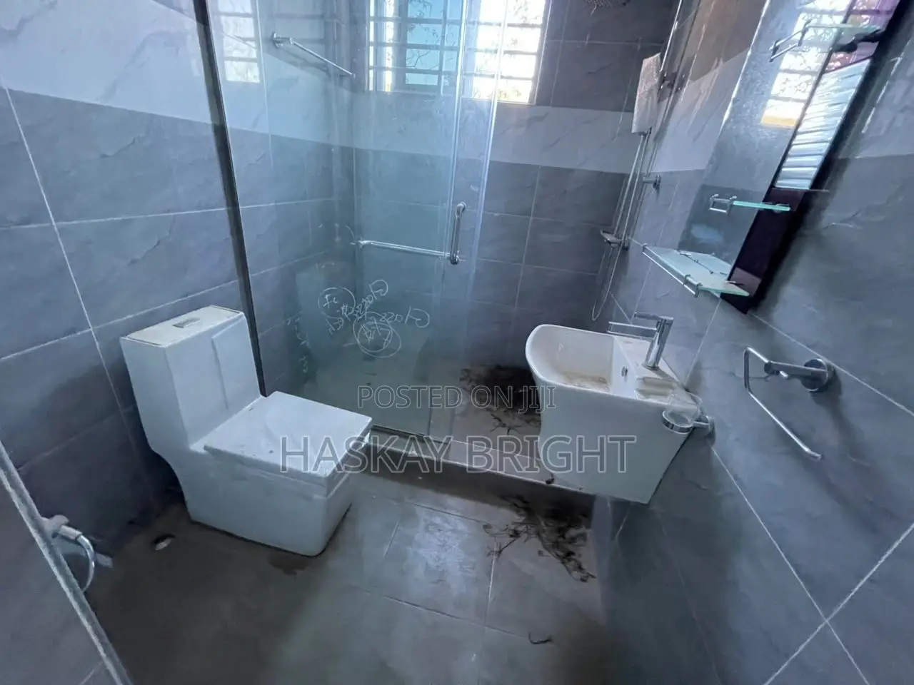 2bdrm Apartment in Awoshie for sale