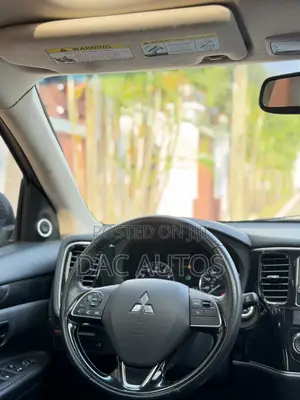 Mitsubishi Outlander 2.4 PHEV AWD 2018 Silver