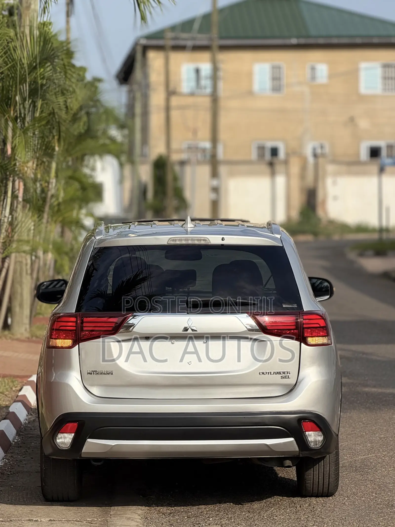 Mitsubishi Outlander 2.4 PHEV AWD 2018 Silver