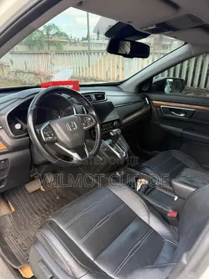 Honda CR-V Touring AWD 2018 White