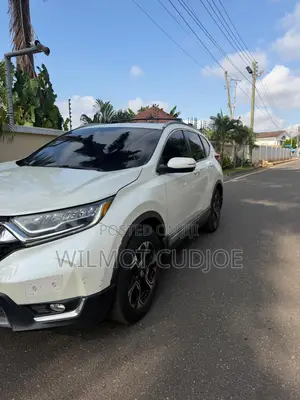Honda CR-V Touring AWD 2018 White