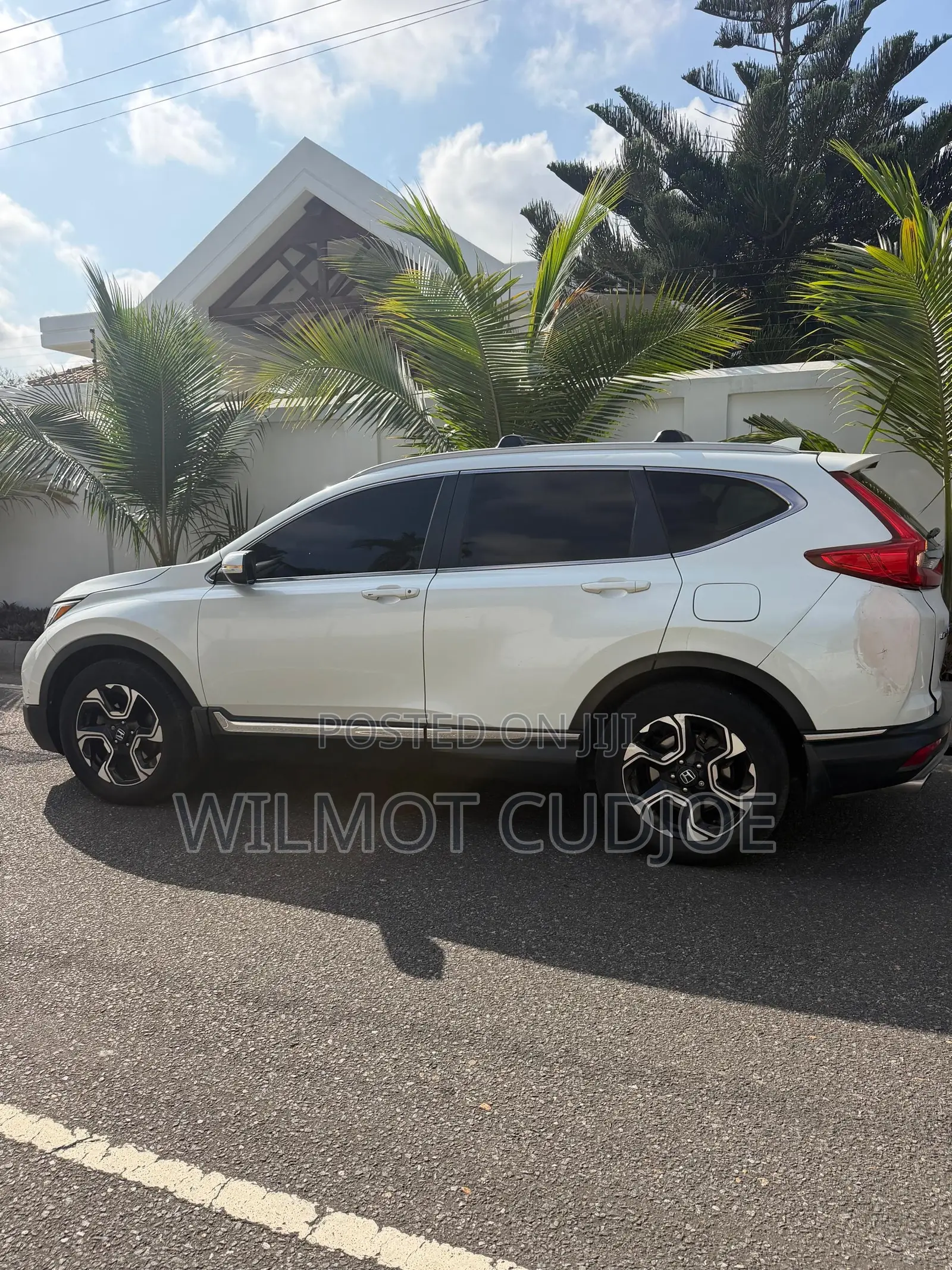 Honda CR-V Touring AWD 2018 White