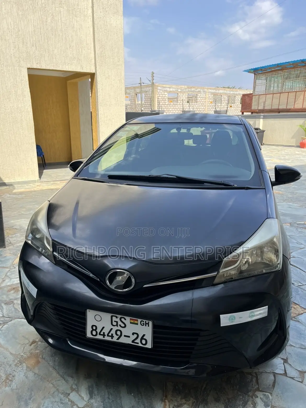 Toyota Vitz 1.3 AWD 5dr 2014 Black