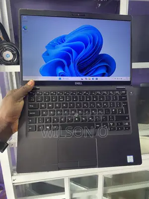 Laptop Dell Latitude 5400 8GB Intel Core i7 SSD 256GB