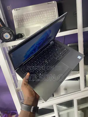 Laptop Dell Latitude 5400 8GB Intel Core i7 SSD 256GB