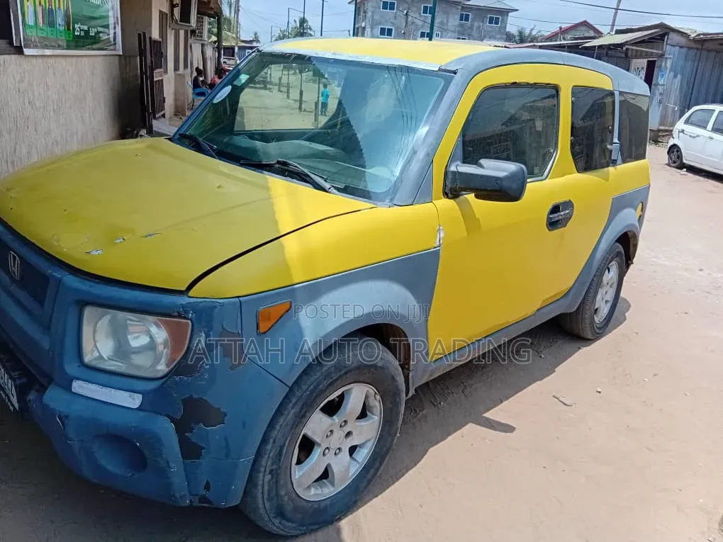 Honda Element 2008 Yellow