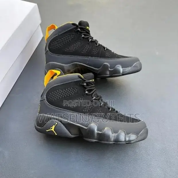 Brand New Stylish Sneakers for Men and Women
